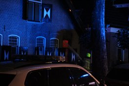 Uitslaande brand in historisch pand met huisartsenpost in Zuid-Scharwoude