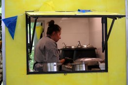Oekraïense cultuur en gezelligheid tijdens jaarmarkt in Heerhugowaard