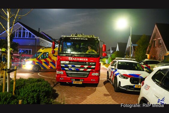 Bewoner zwaargewond na nachtelijke woningbrand in Broek op Langedijk