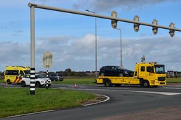 Kop-staartbotsing tussen twee auto's op N245 bij Broek op Langedijk