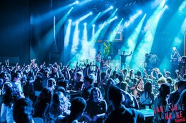 Tante Joke Karaoke Band terug in Victorie