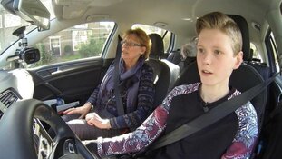 Meer 17-jarigen kruipen achter het stuur (en rijden beter dan 18-jarigen)