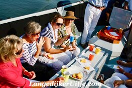 Trouwen of je verjaardag vieren? Luxe & comfortabel varen met LangedijkerUitje