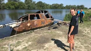 Lorenzo is alles kwijt na verwoestende brand op woonboot